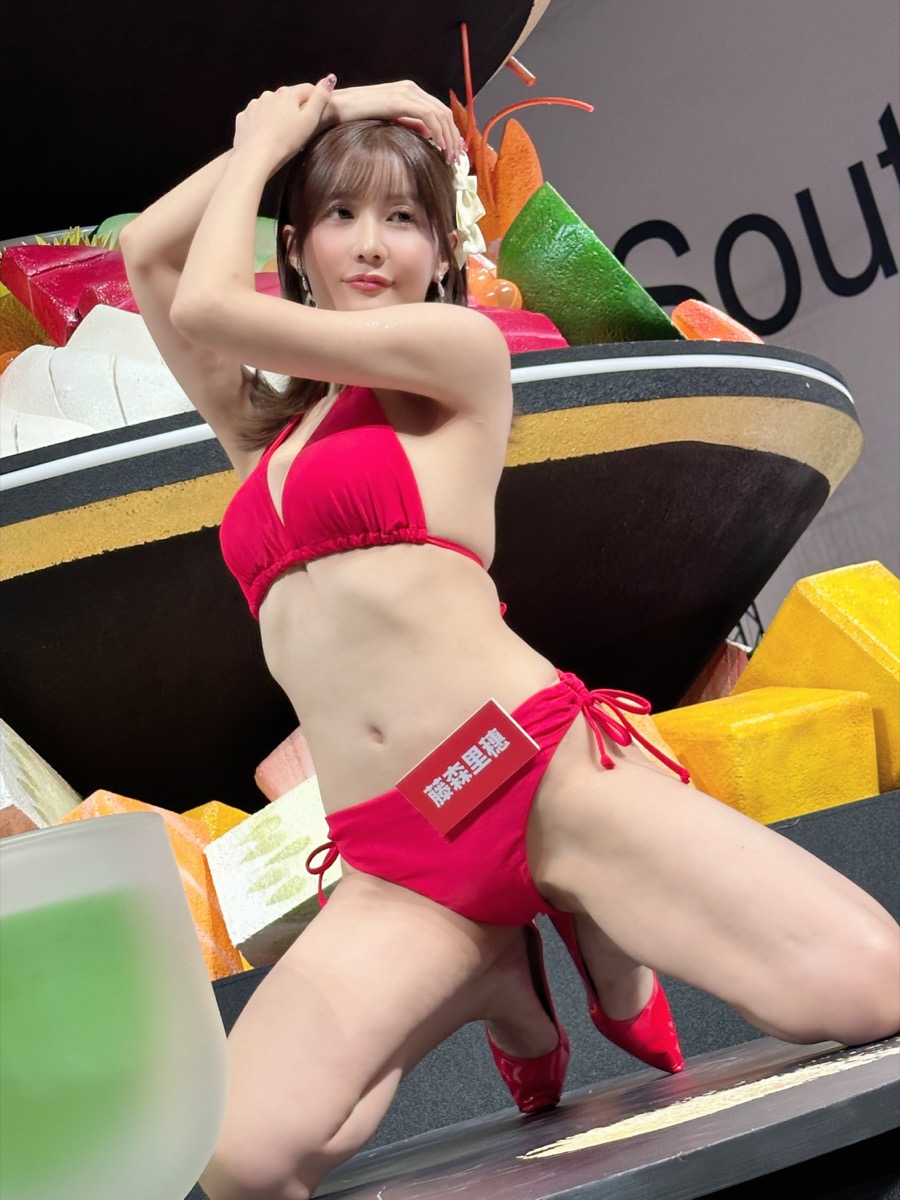 壽司轉台11.JPG